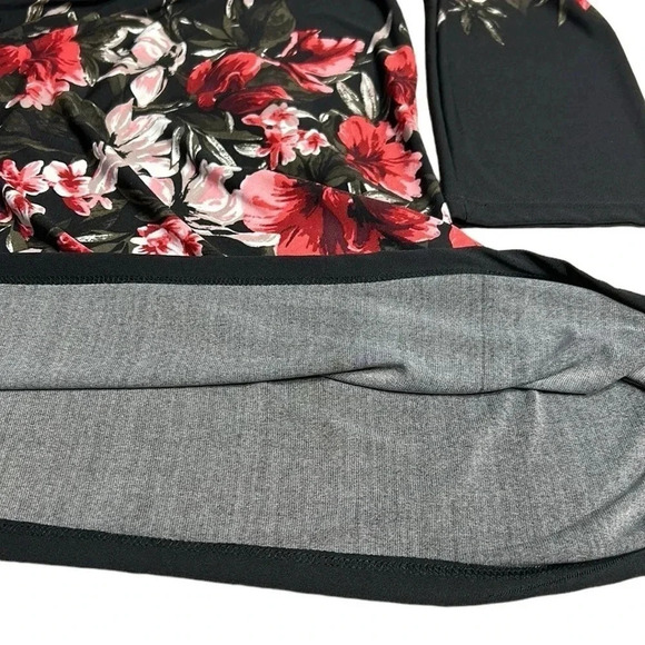 Lbisse NWT hanky floral midi dress, XL. Black,red,
Scoop,pullover,event - Picture 12 of 12